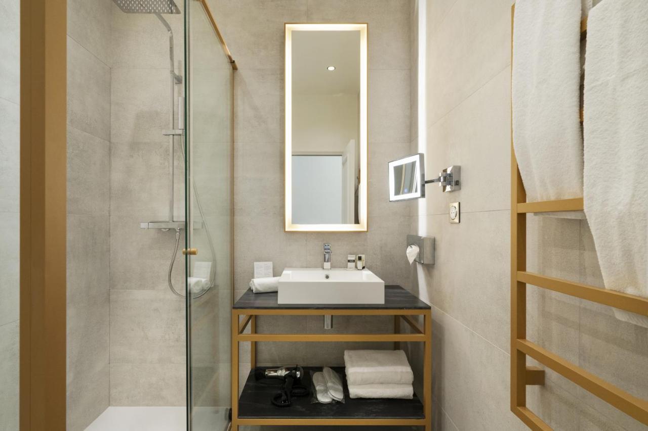 Vestay Montaigne Paris Oda fotoğraf