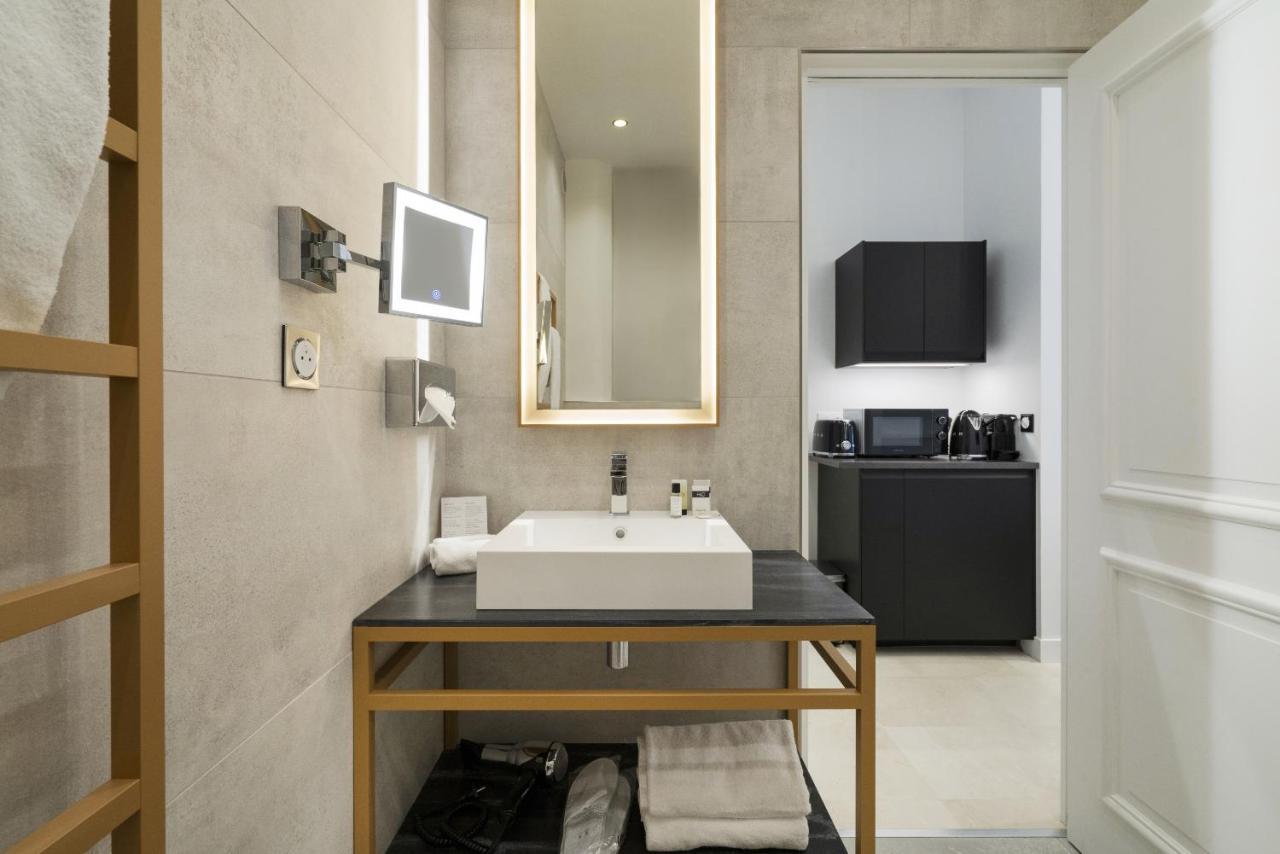 Vestay Montaigne Paris Oda fotoğraf