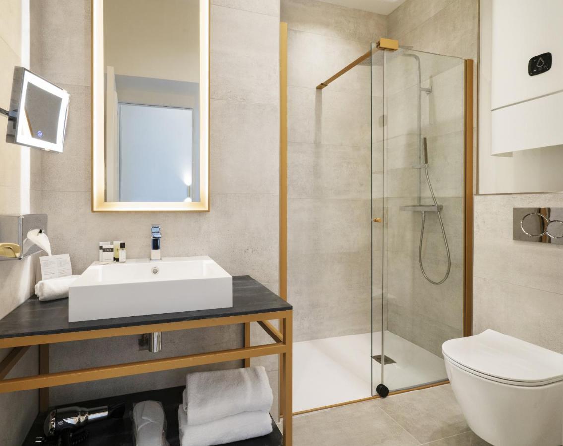 Vestay Montaigne Paris Dış mekan fotoğraf